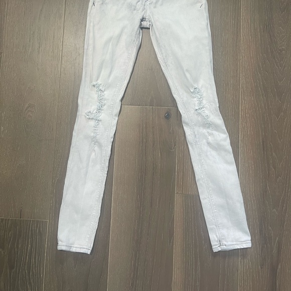 Women’s Express denim leggings mid rise. Good condition. Signs of use size 4 - Picture 5 of 6